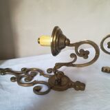 Duo d'appliques en laiton
