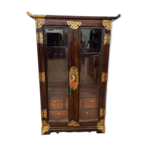 vitrine asiatique