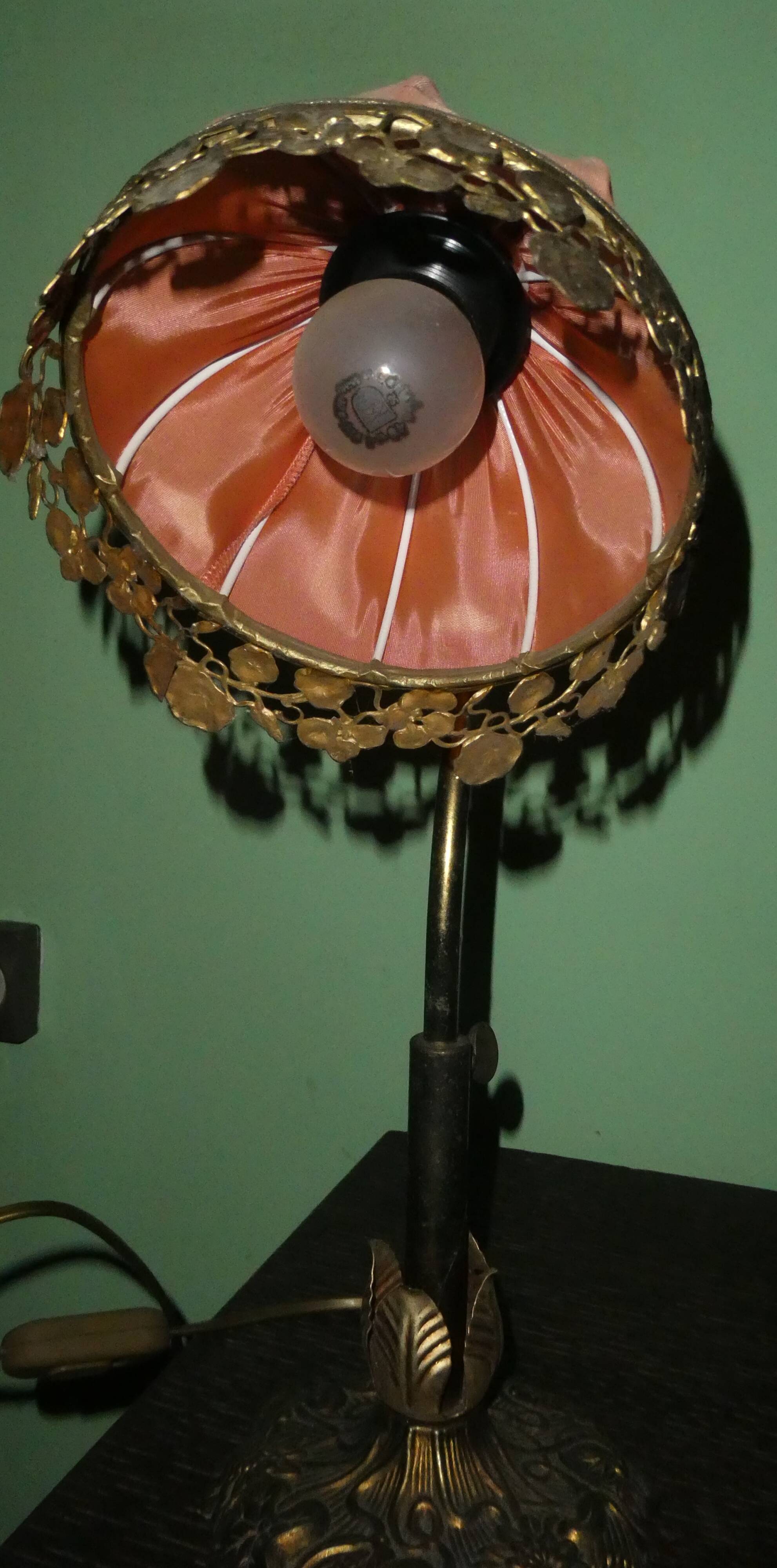 Swan neck lamp from Maison Le Dauphin