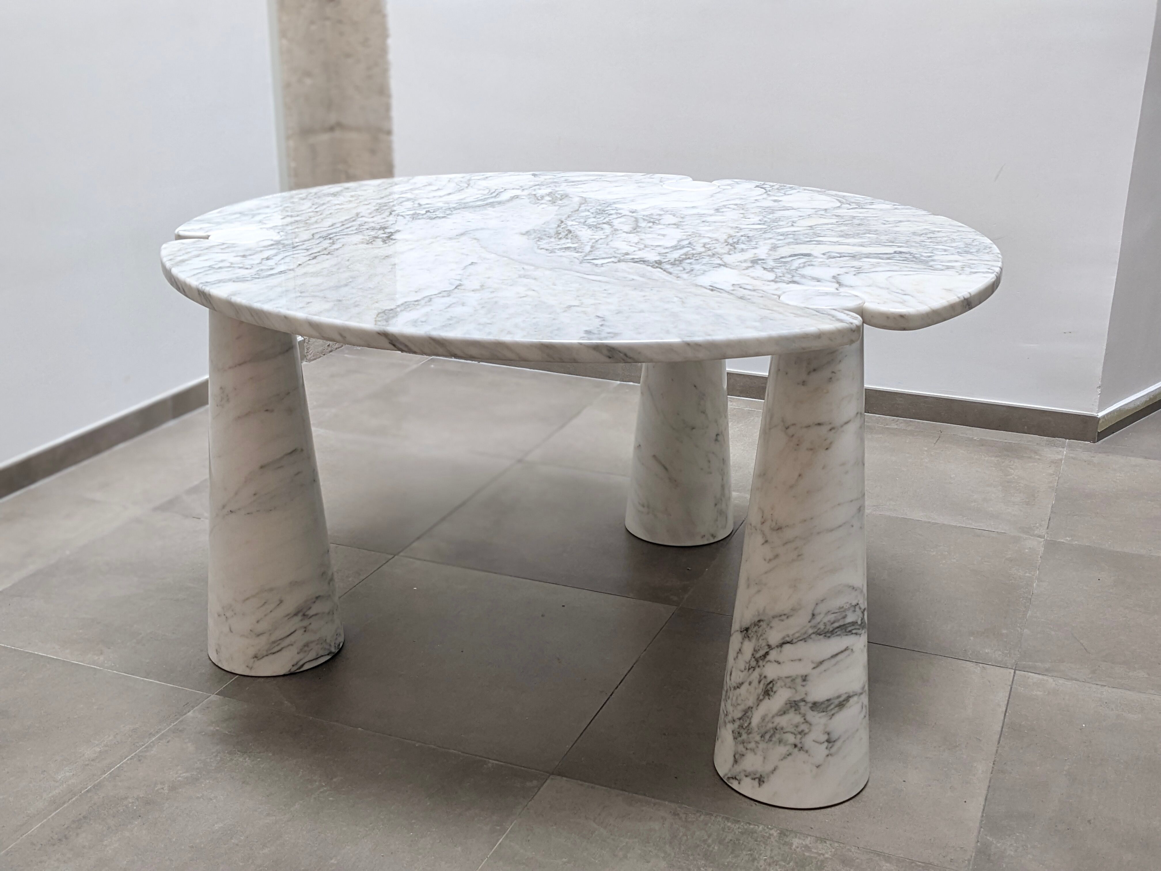 Dining table "Eros" Angelo Mangiarotti for Skipper