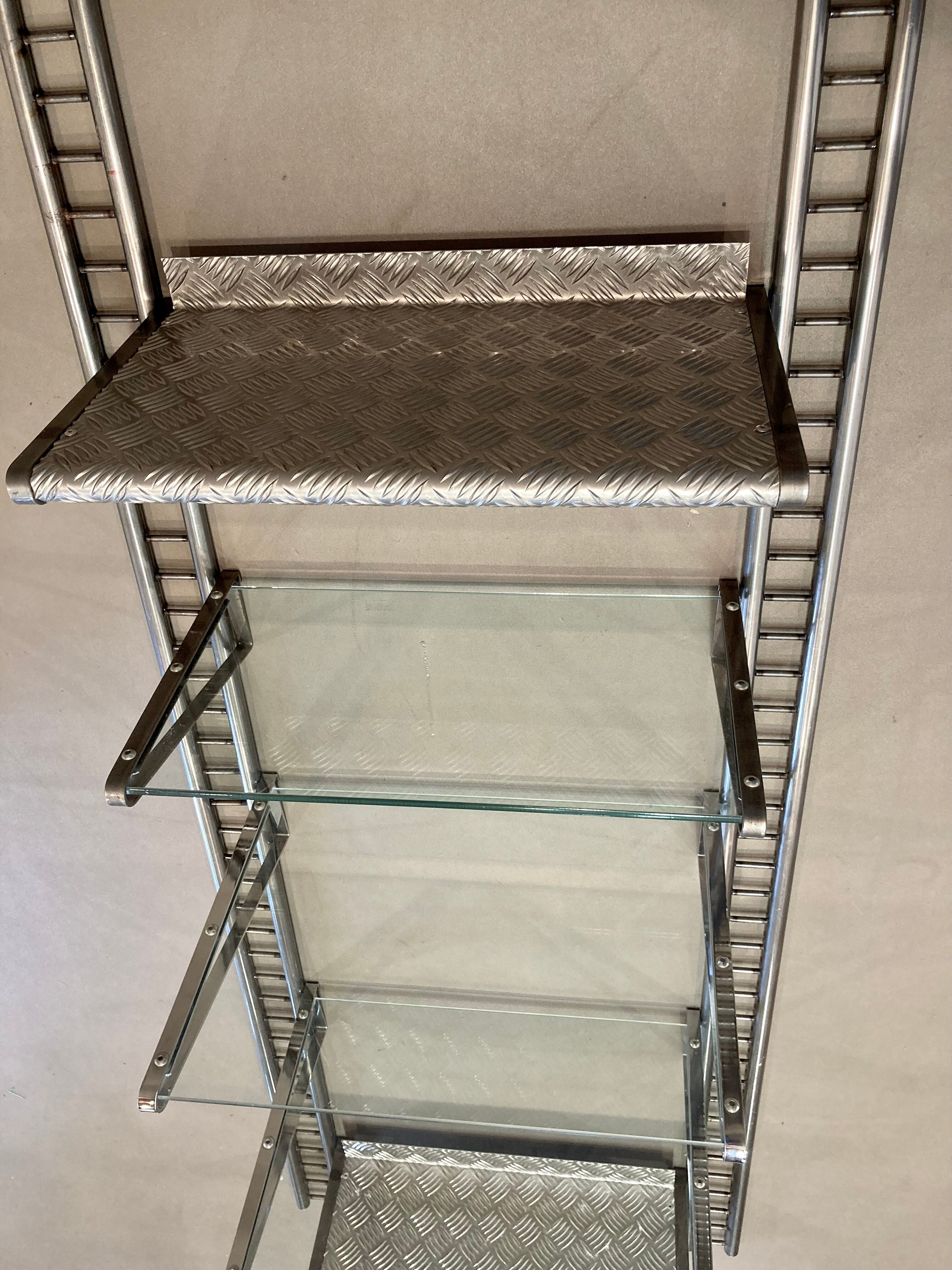 Modular shelf industrial design