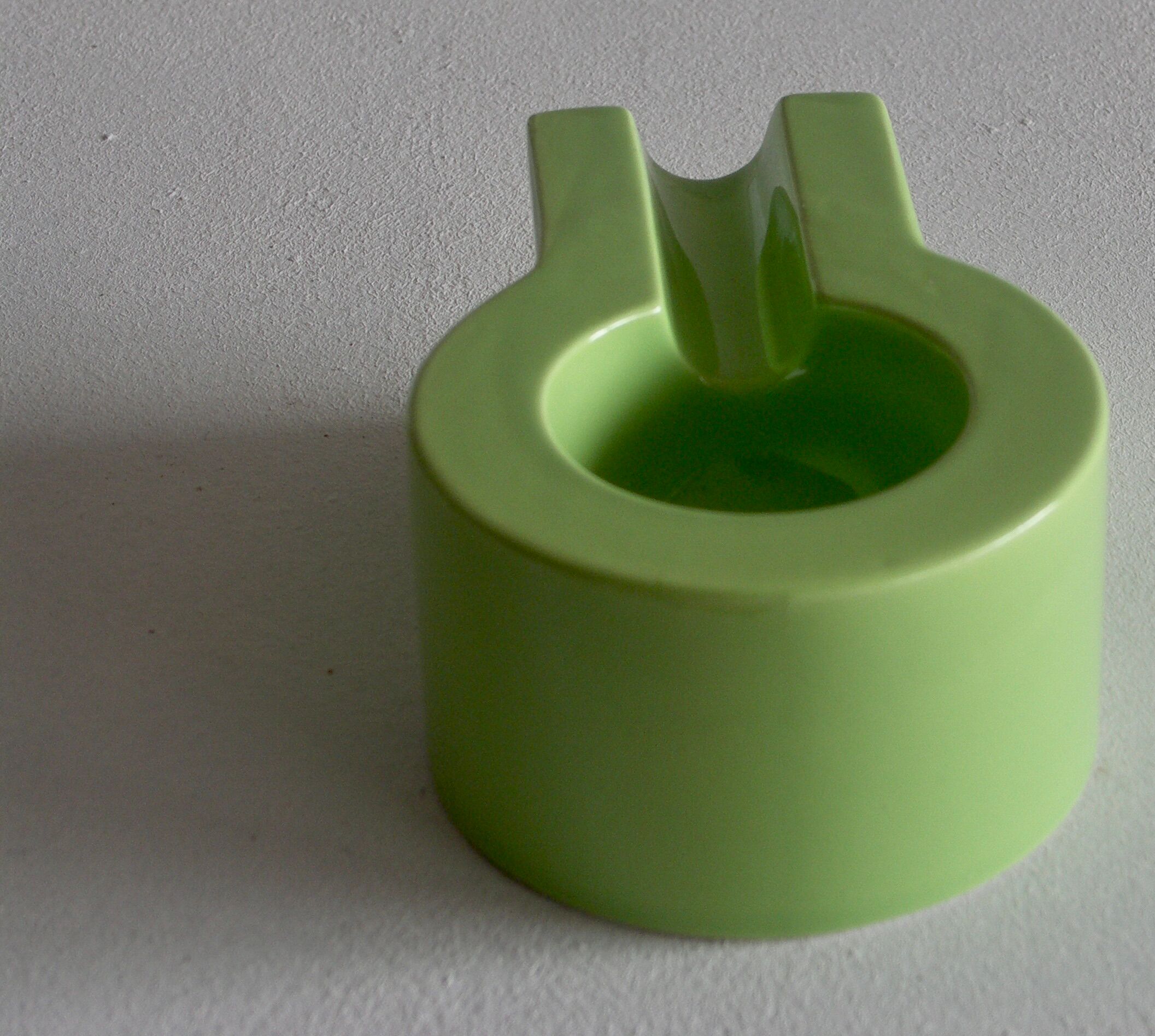 Ettore Sottsass ashtray, Yantra 2001