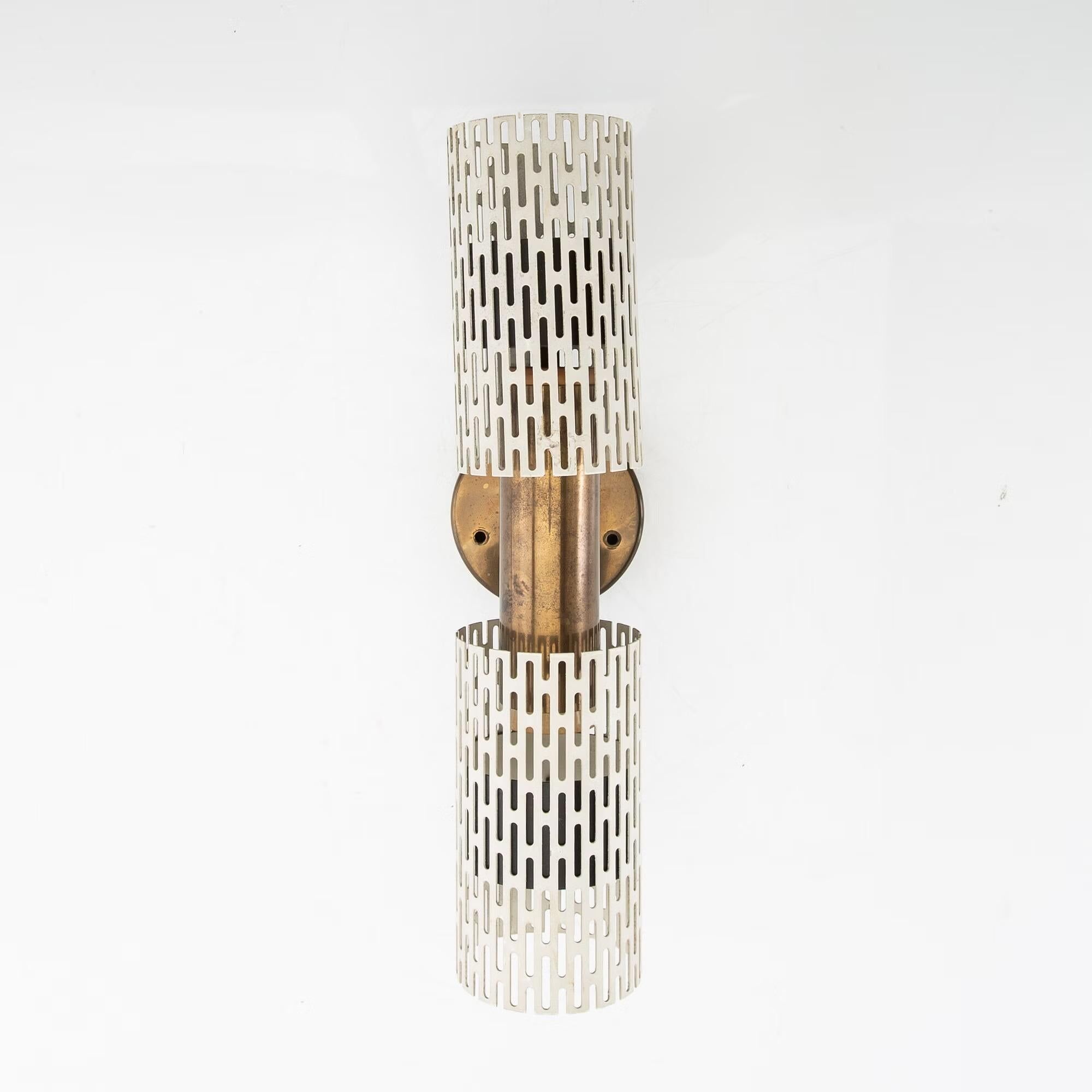 Rare wall light by Harald Notini Model No 11262 for Bohlmarks, 1950.