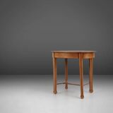 Timeless French Art Deco side table in oak, 1930s