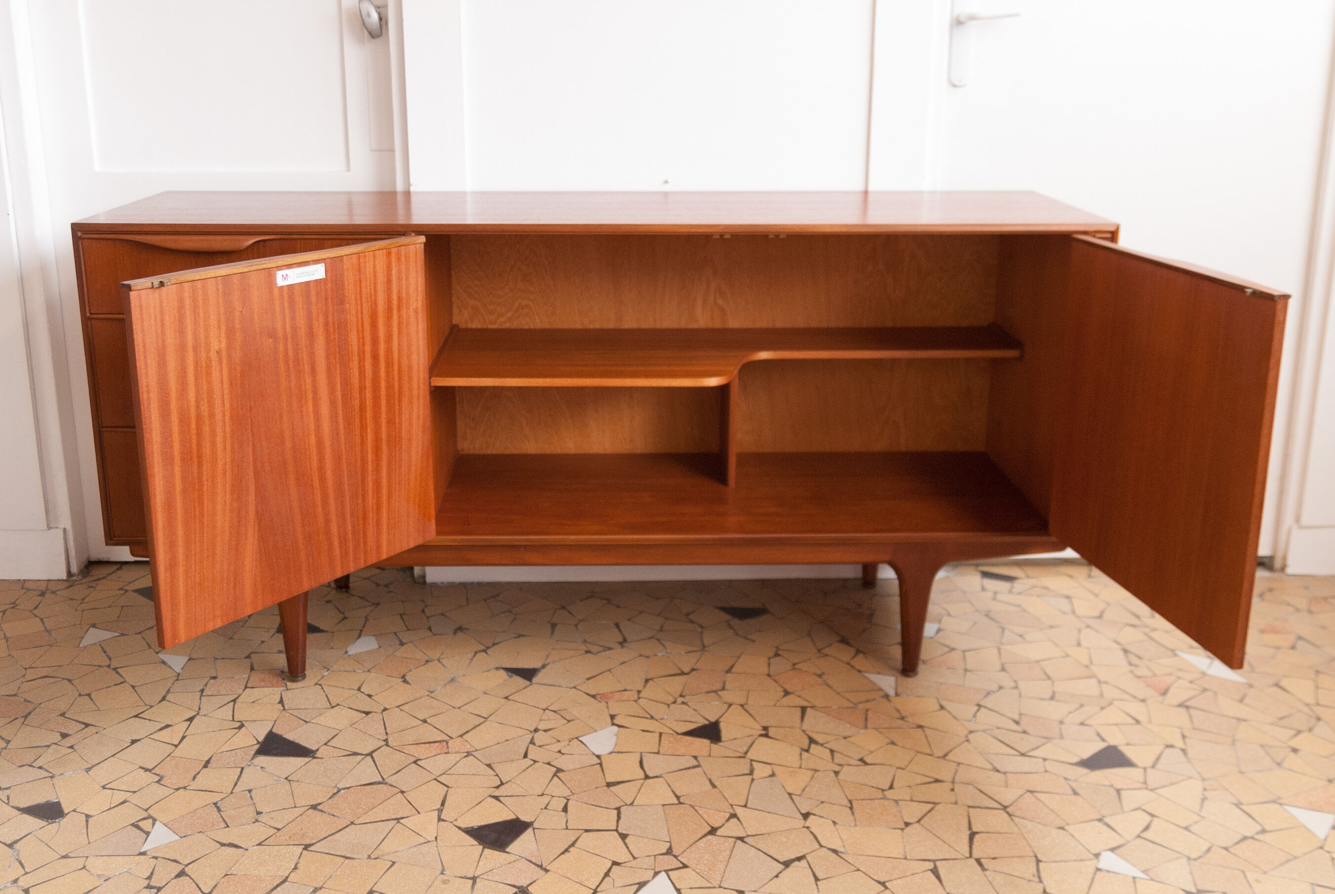 Enfilade McIntosh Dunvegan 156cm