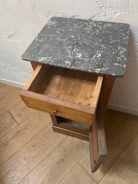 Wooden jam maker and marble slab