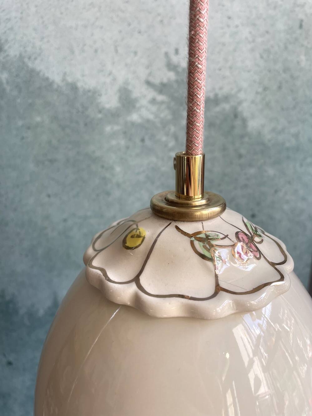 Beige ceramic lamp and decorative bowl