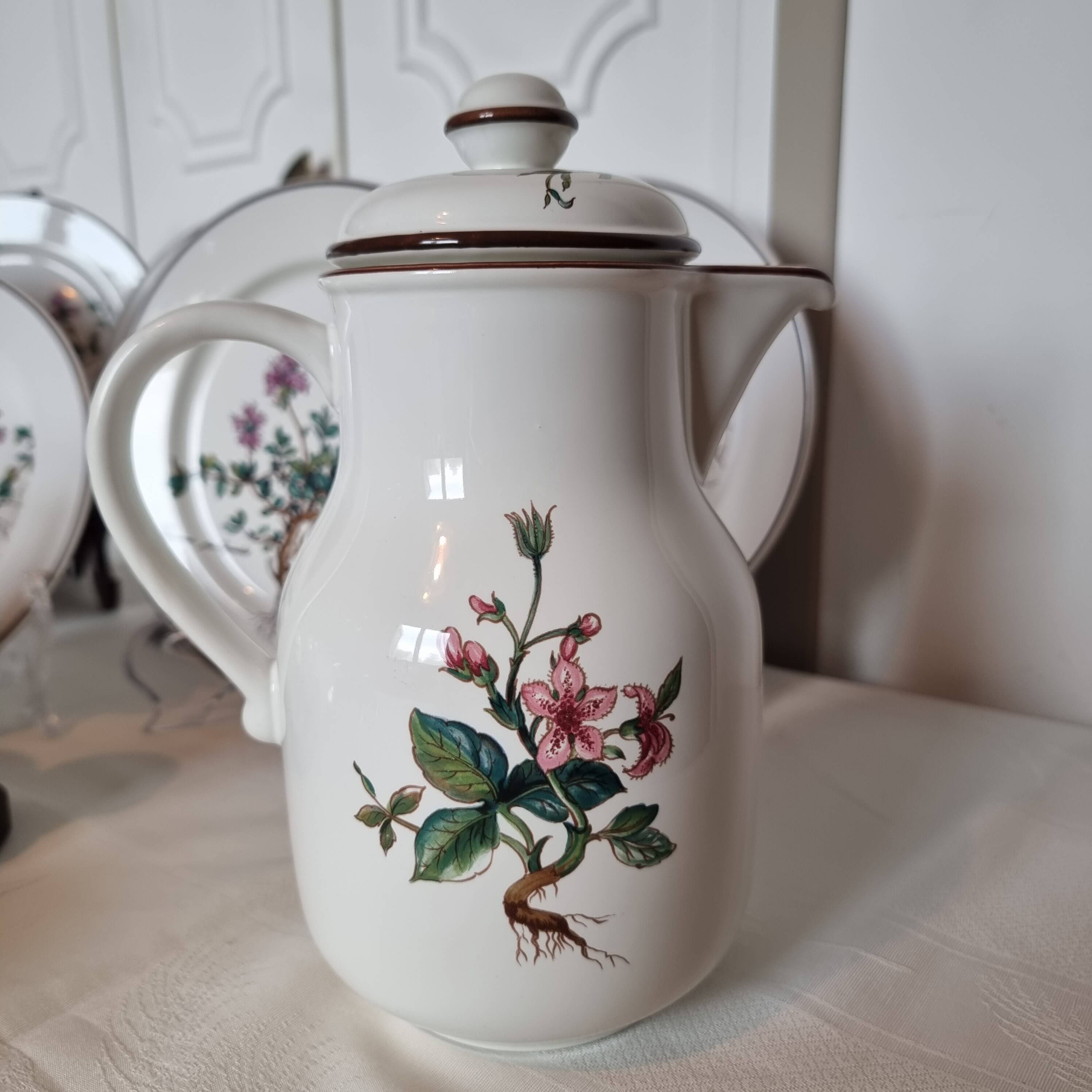 Villeroy&Bosch new breakfast or afternoon tea plate set