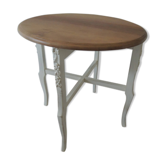 Side table or pedestal table