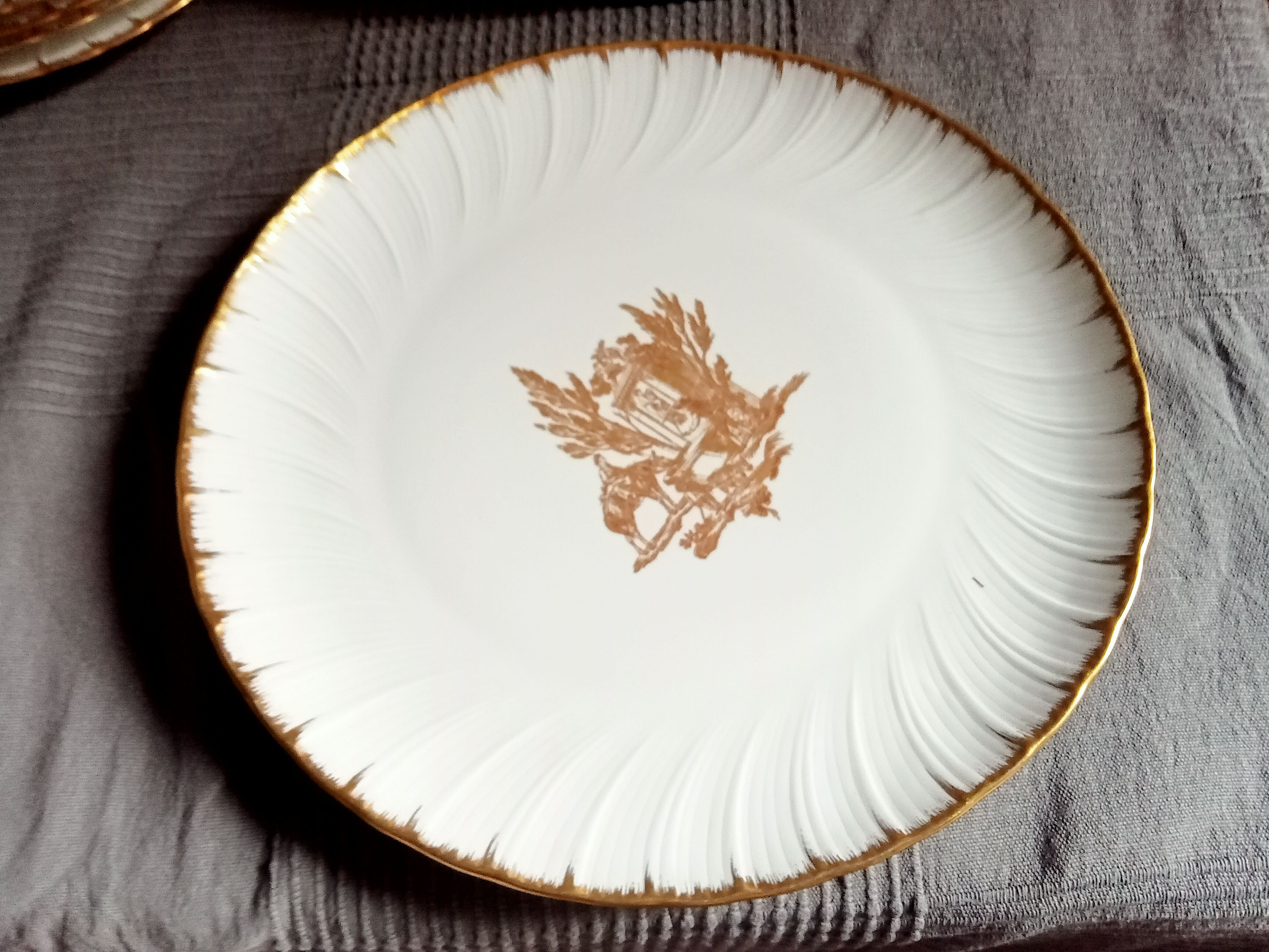 Flat round flat porcelain Bernardaud