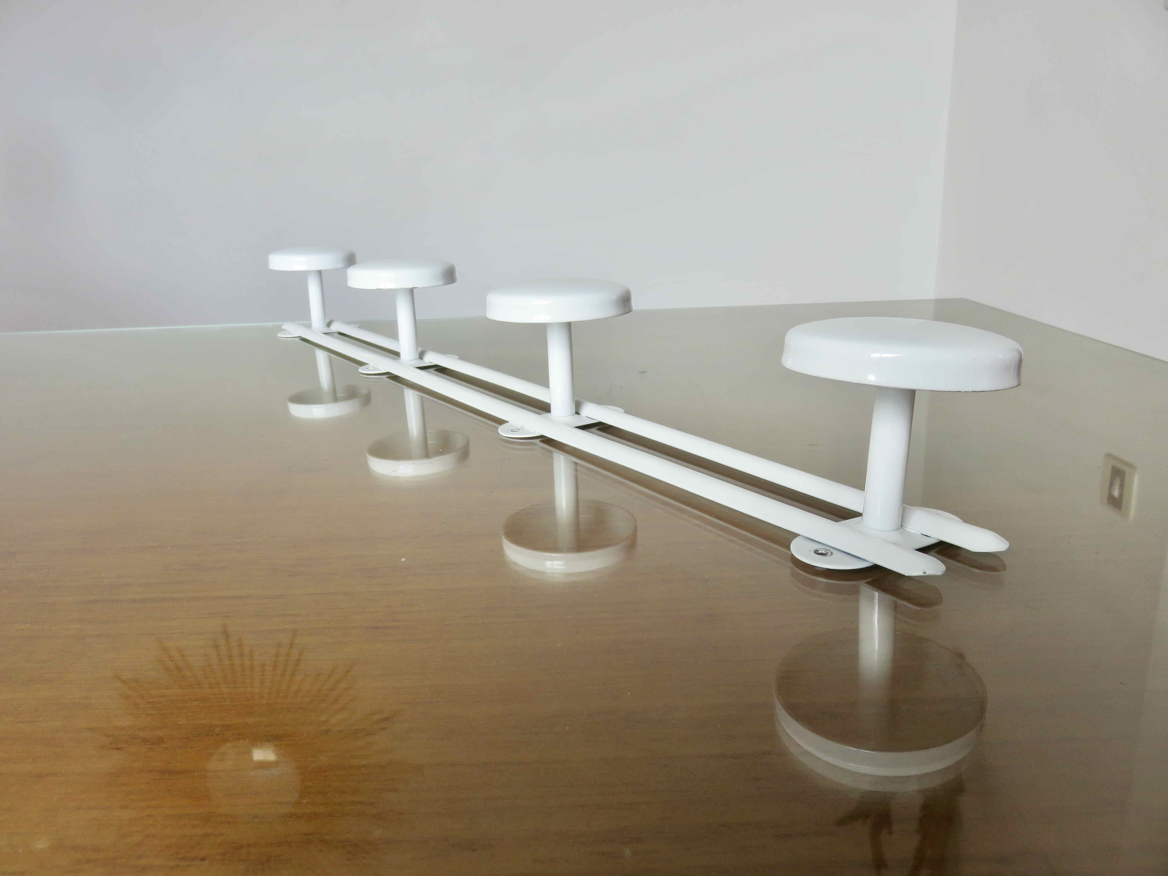 Coat rack in white lacquered metal 70s