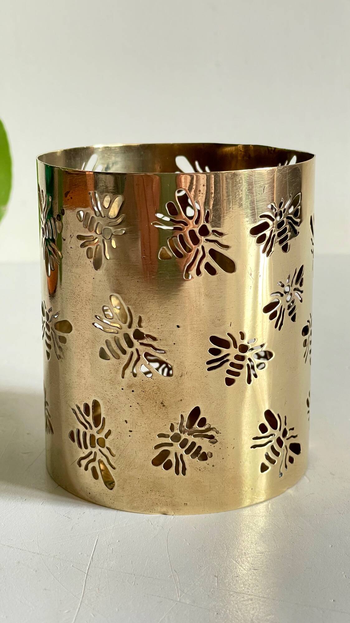 BEE PHOTOPHORE BRASS