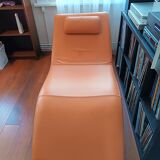 Deluxe leather lounge chair