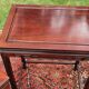 Table Chinese trundle made of rosewood.