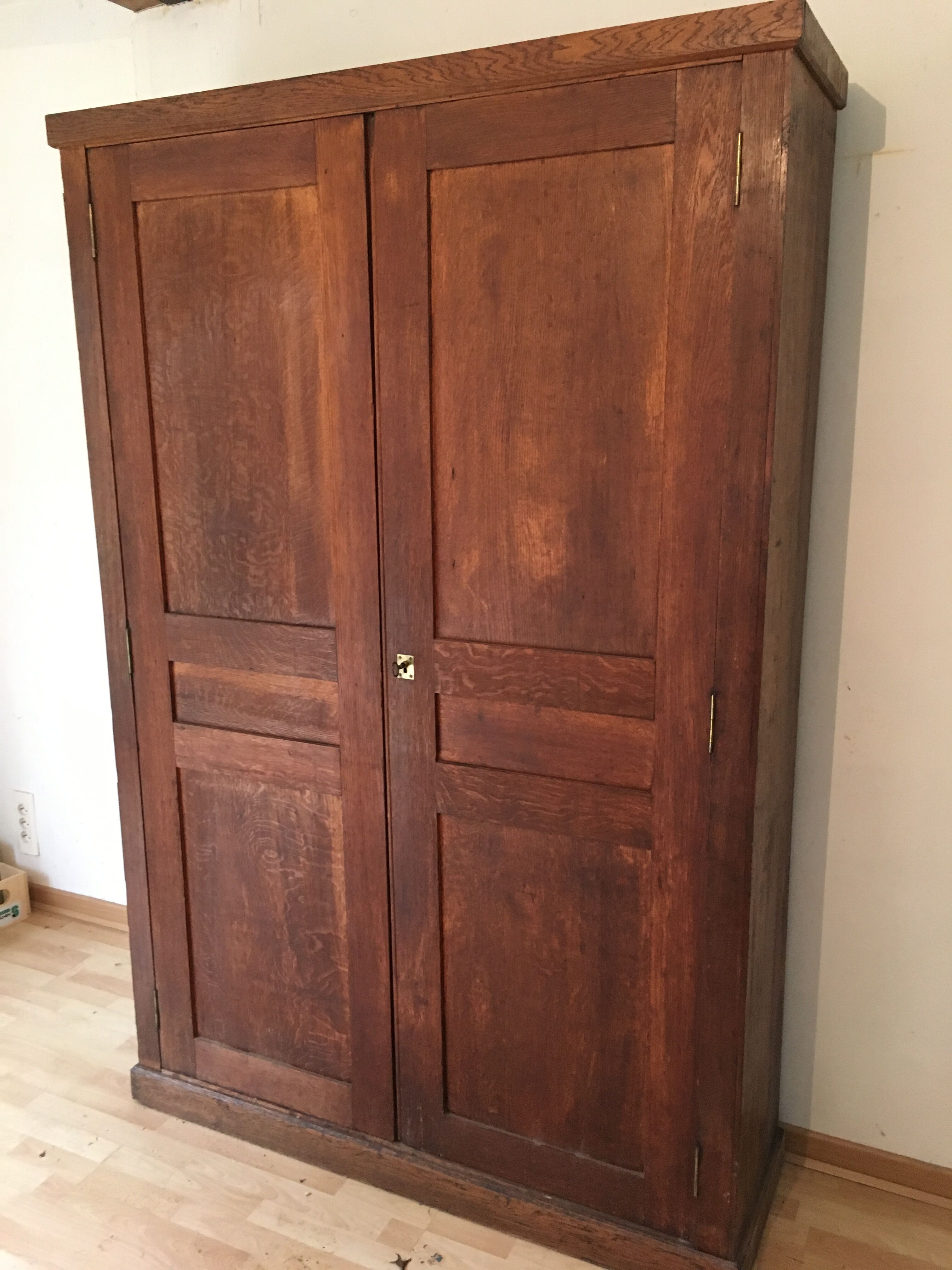 Armoire