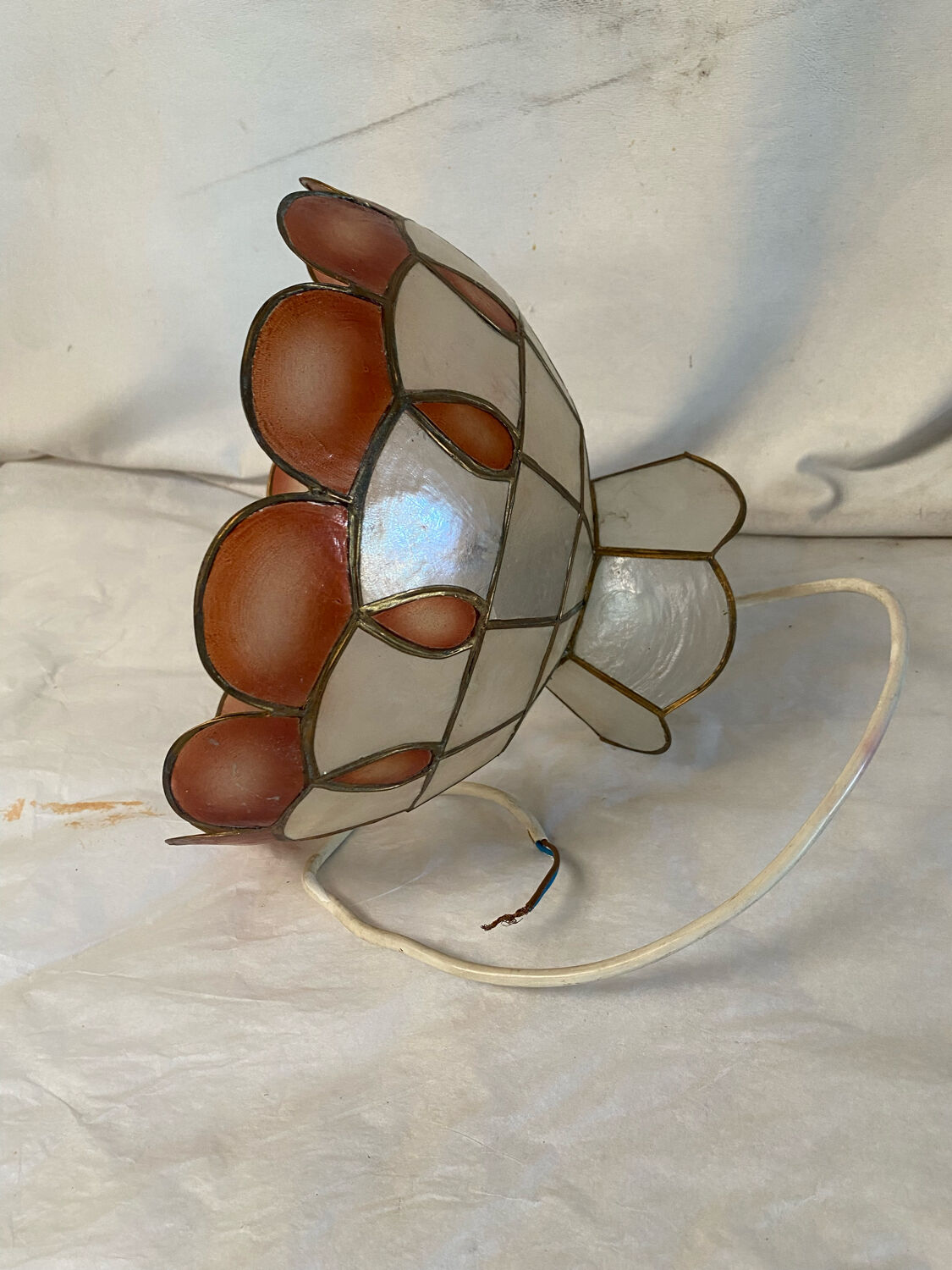 Vintage mother-of-pearl pendant lamp