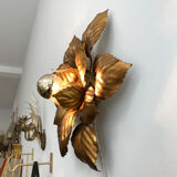 Golden flower wall lamp