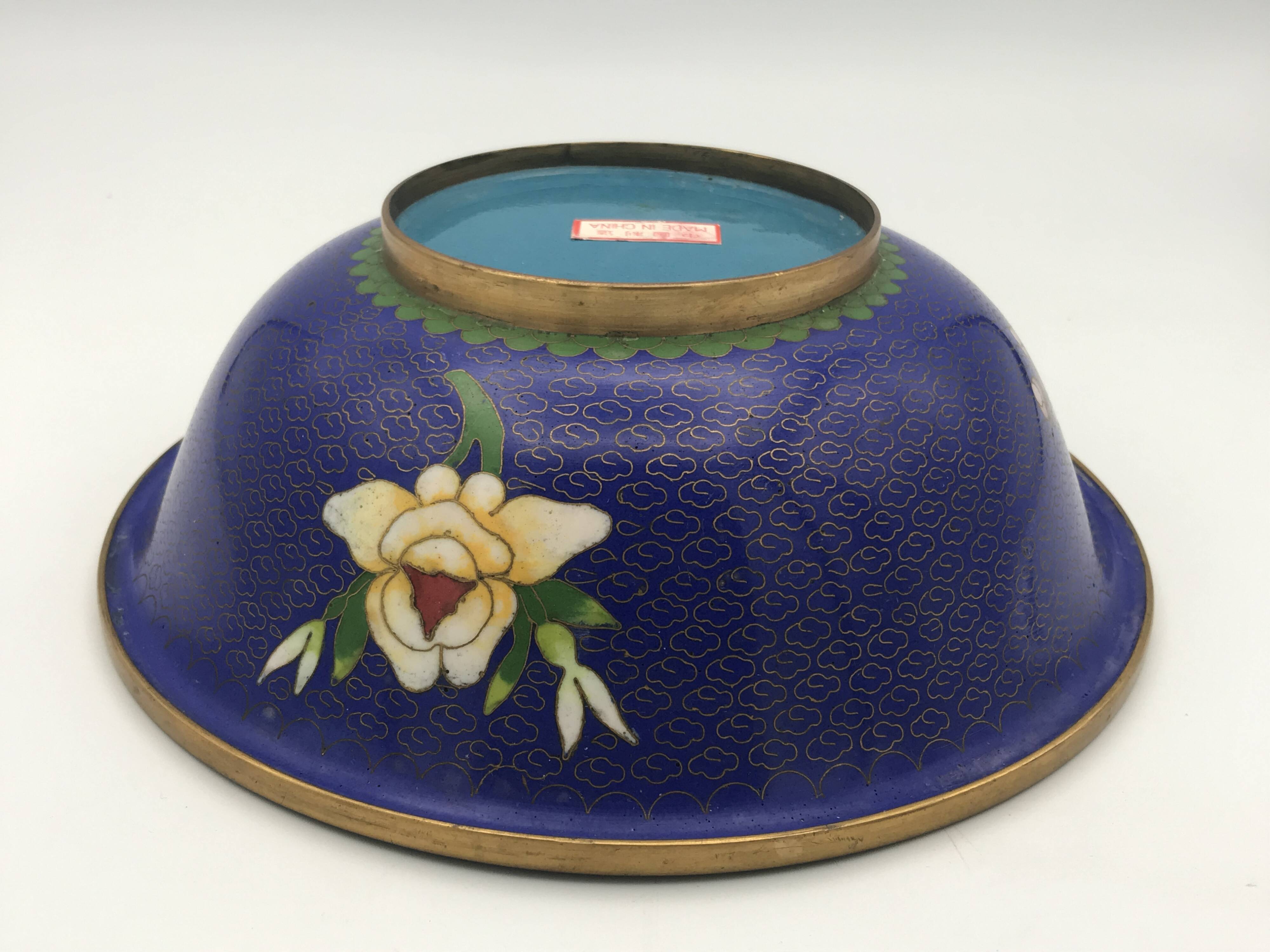 Cloisonné enamel cup with floral decoration