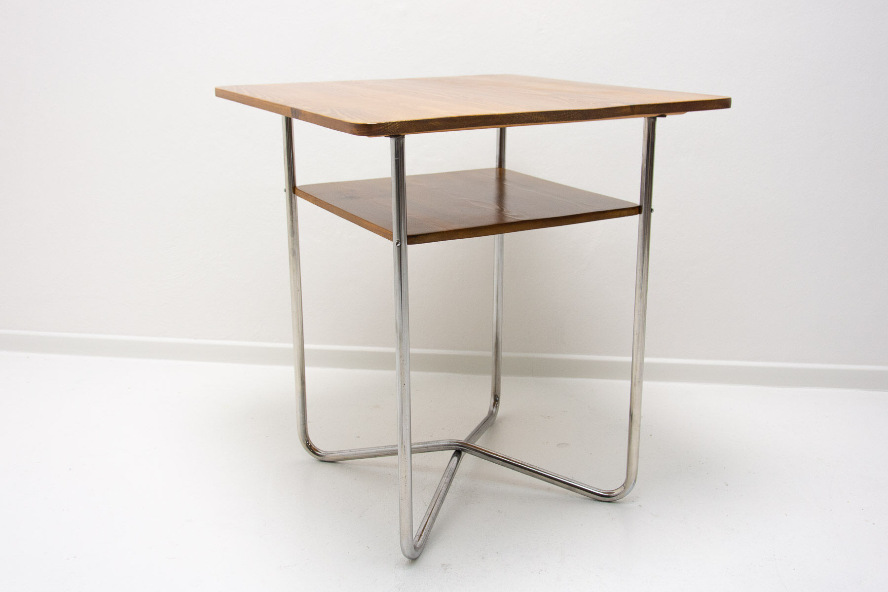 Table basse Bauhaus, Tchécoslovaquie, années 1930