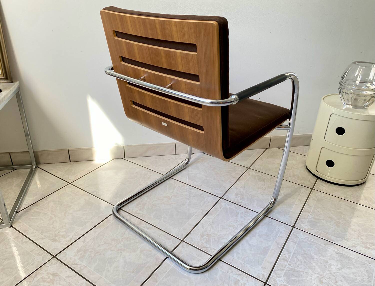 Thonet S60 vintage design cantilever office chair by Glen Oliver Löw