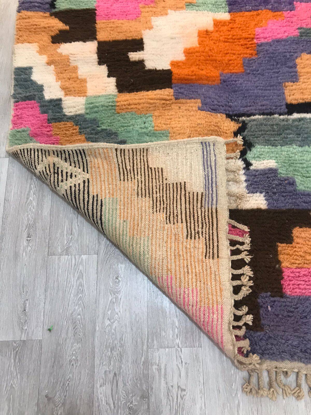 Tapis Boujad marocain  Design abstrait multicolore 3*2m