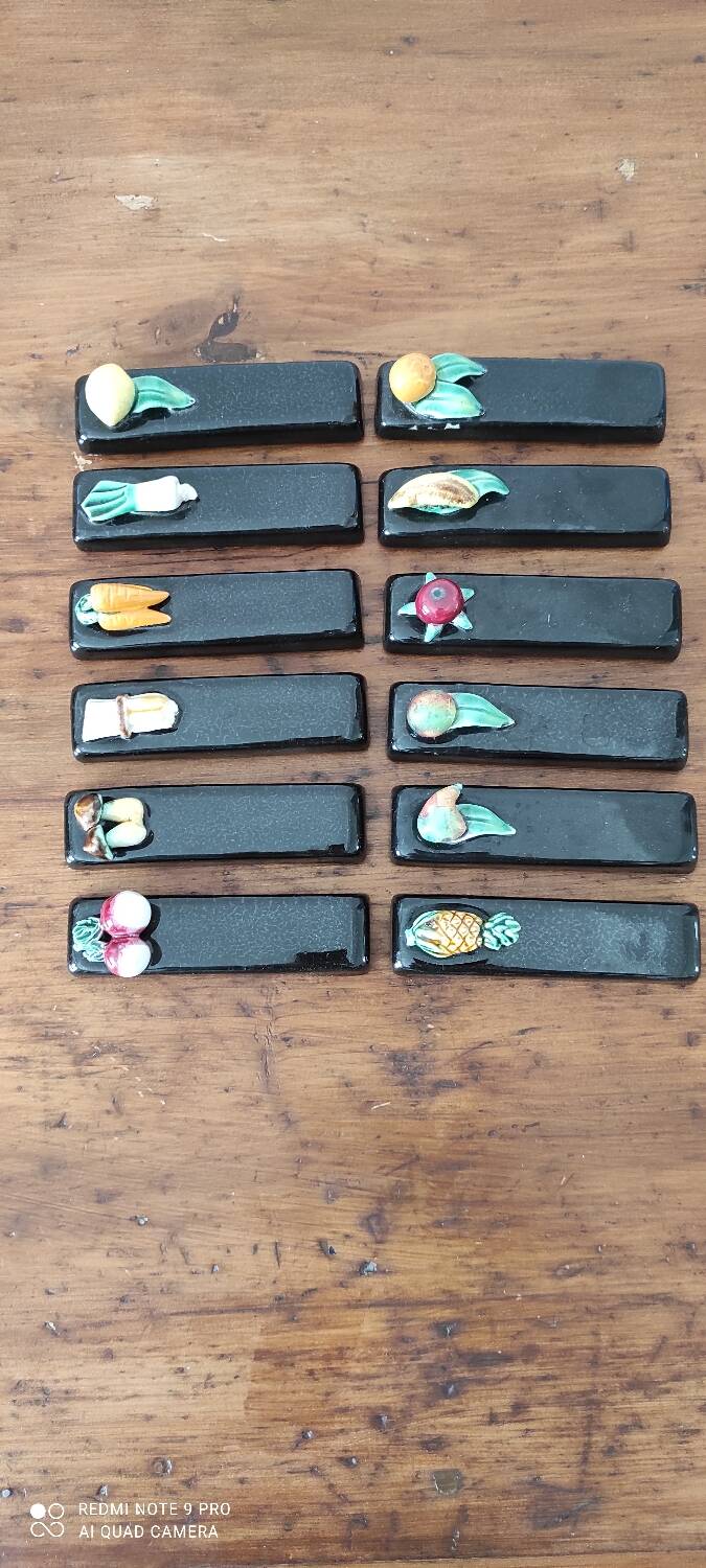 Ceramic knife holder set