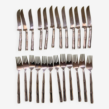 Fourchettes et couteaux en laiton vintage