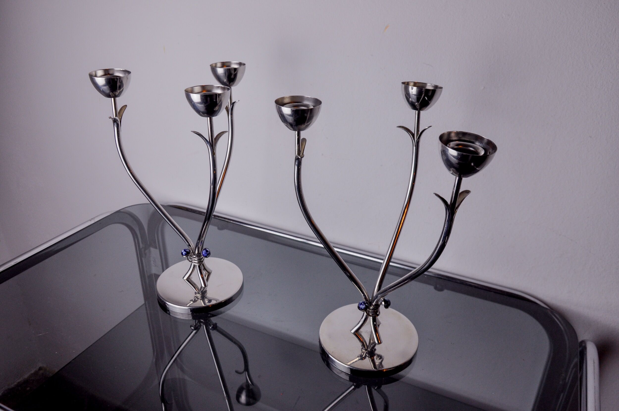 Pair of art deco candlesticks in stainless steel 3 flames and blue stones, Spain, 1970