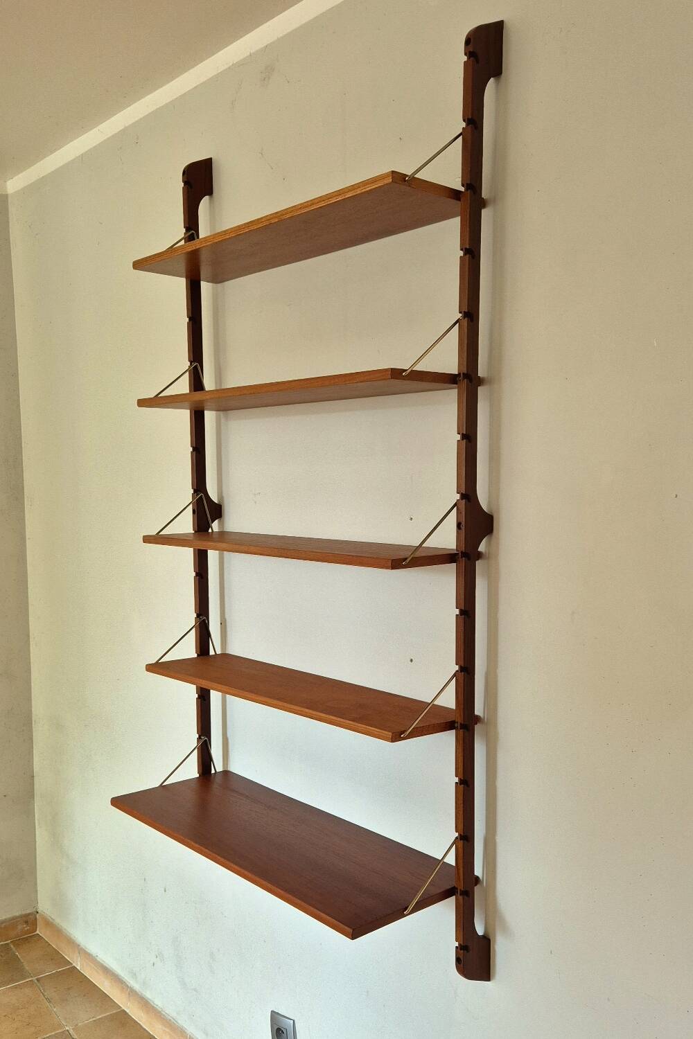 Étagère murale scandinave en teck Ergo, 1960