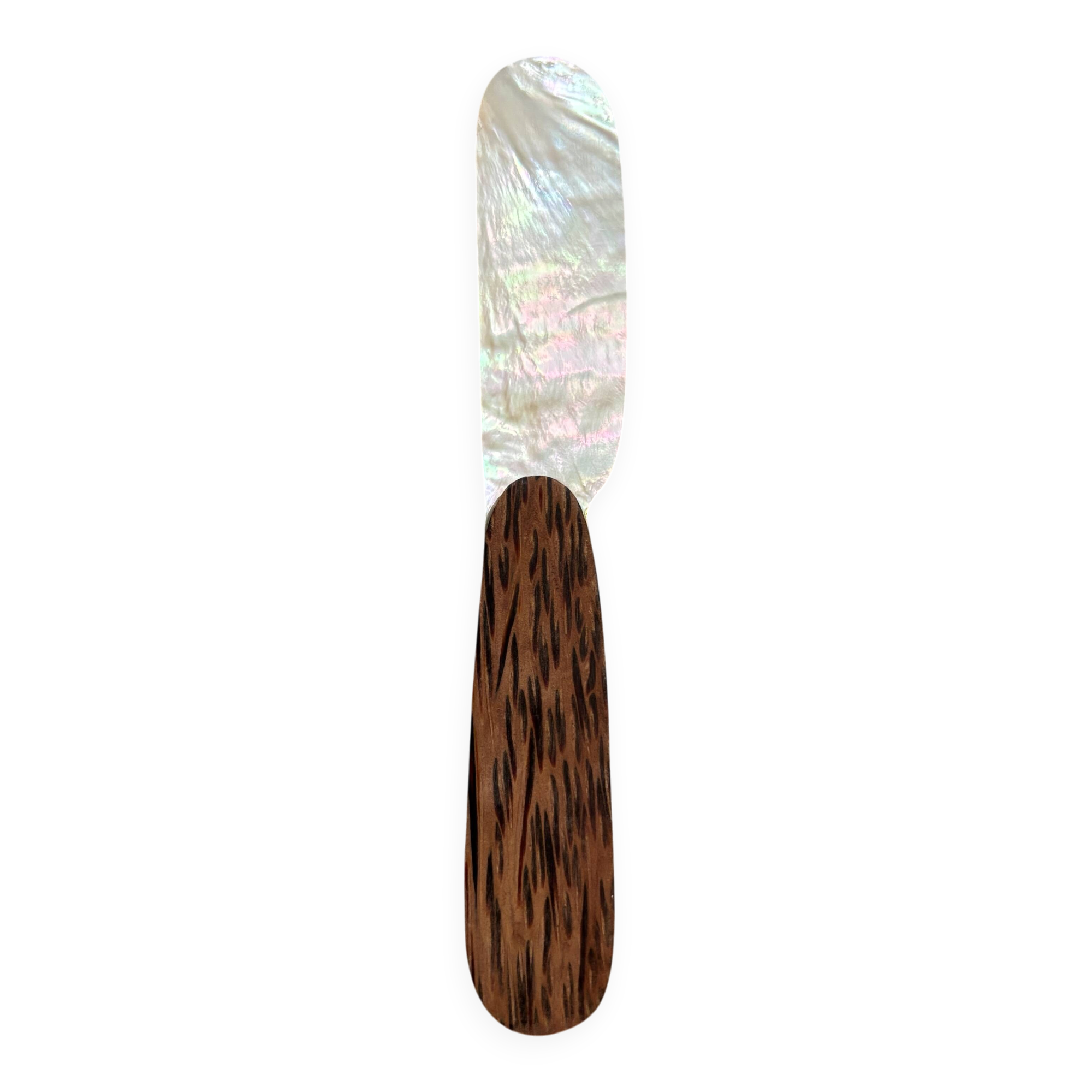 Mother-of-pearl knife
