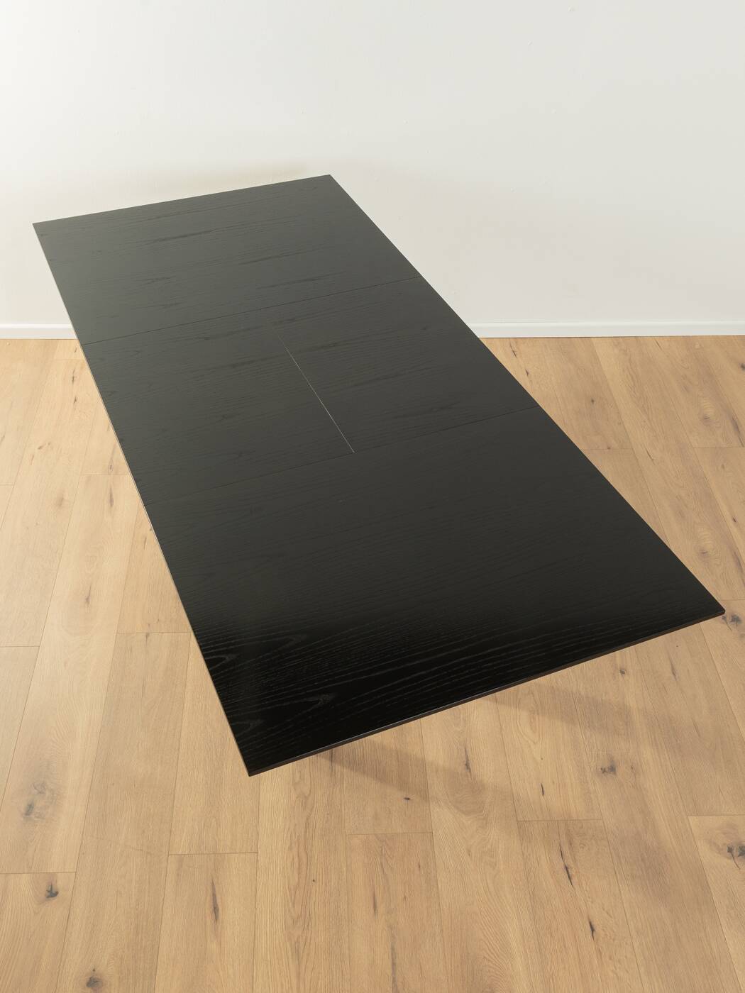 Postmodern Dining Table, Läsko