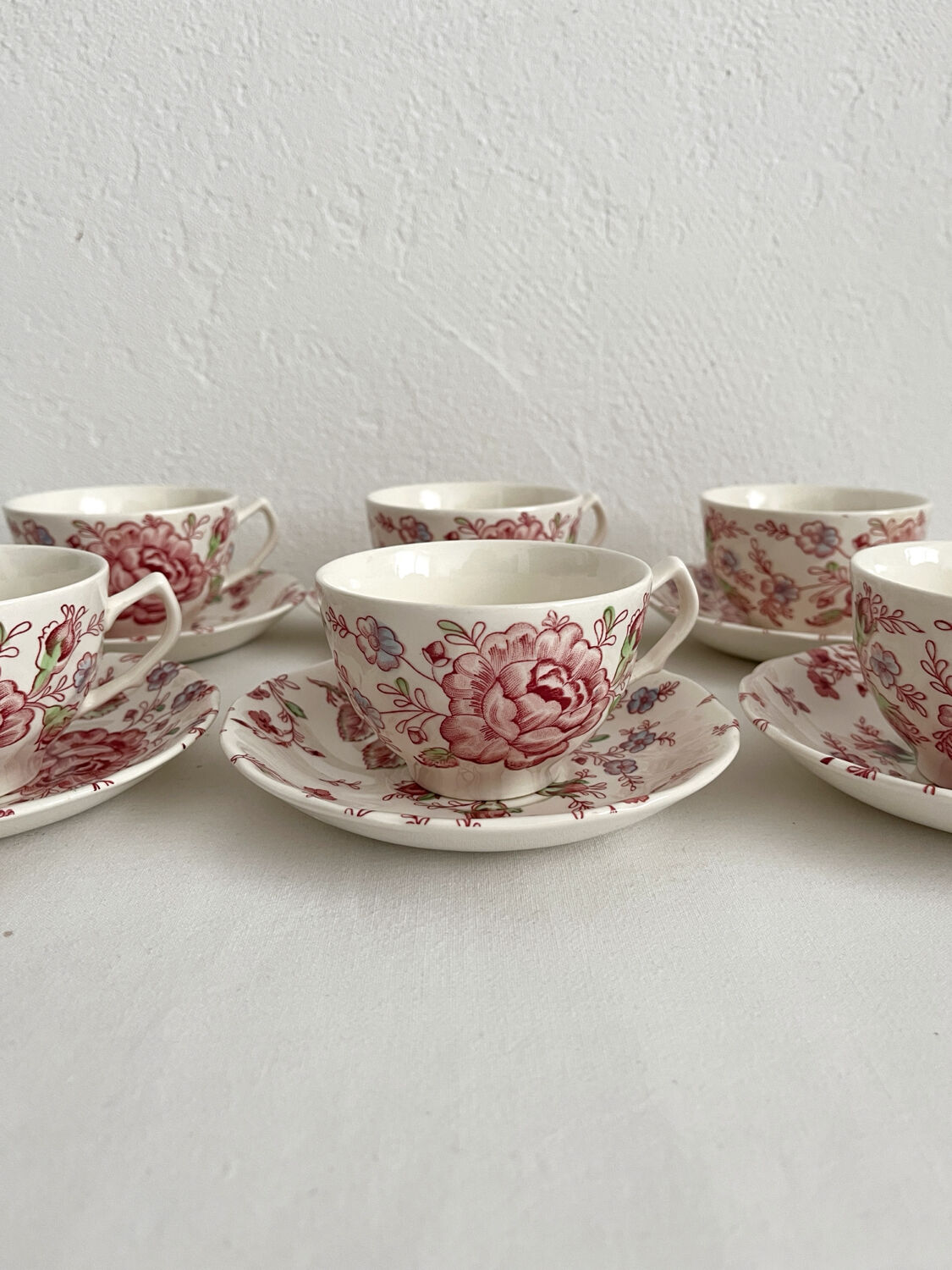 6 Johnson Brothers "Rose Chintz" English earthenware mugs