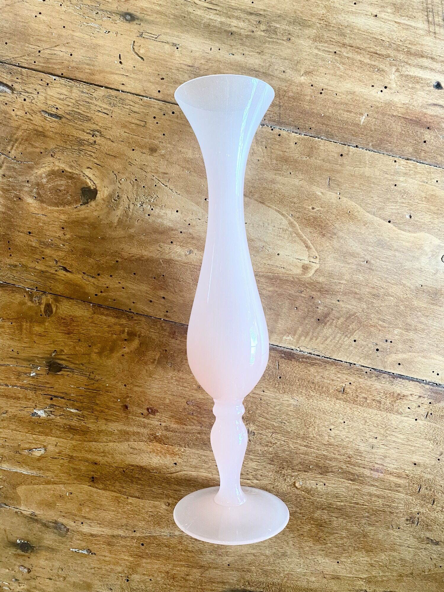Vase en opaline
