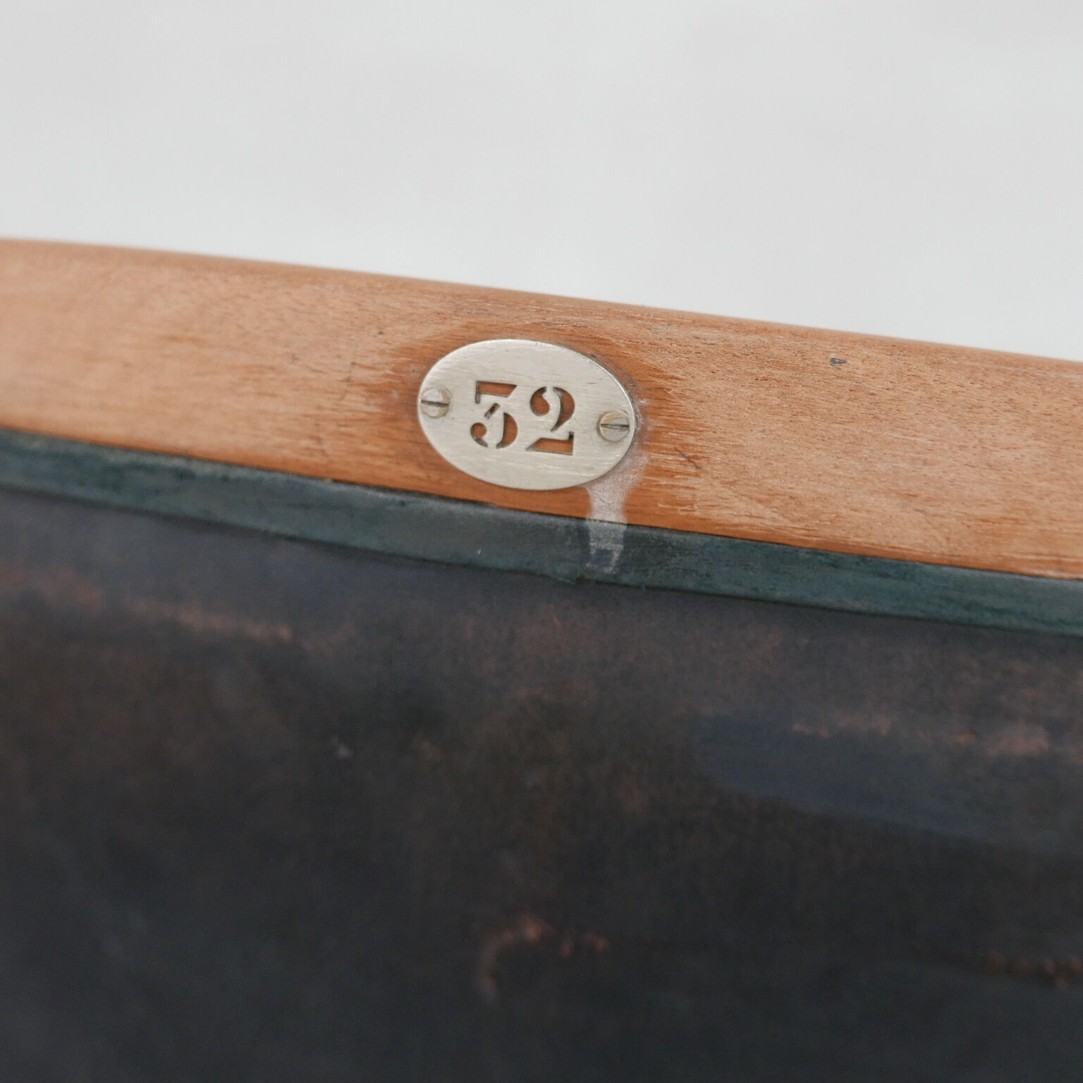 Paire de chaises de bureau pivotantes antiques 'Captain’s'