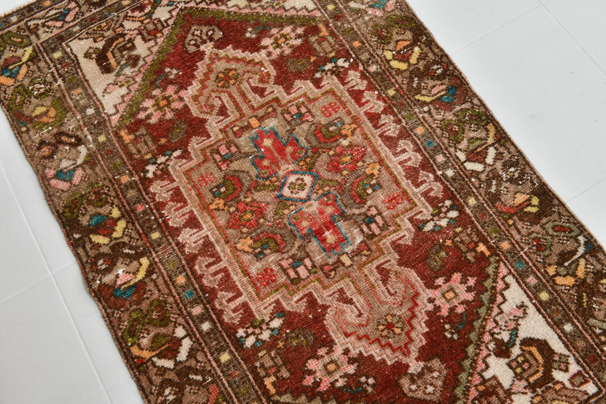 3x5 Vintage Brown & Beige Ousahk Area Rug, 90x152Cm