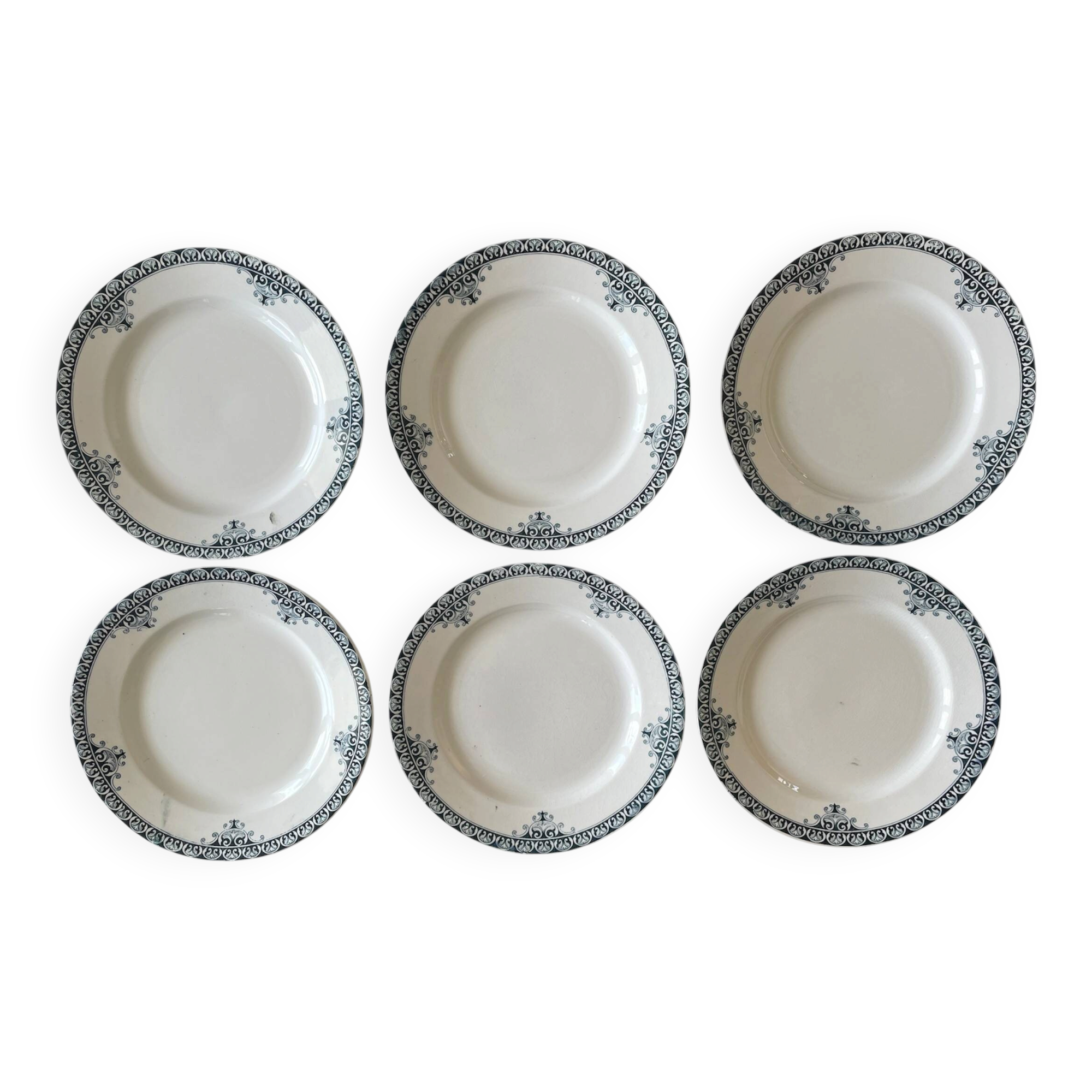 6 antique flat plates in Saint-Amand earthenware (Nord)