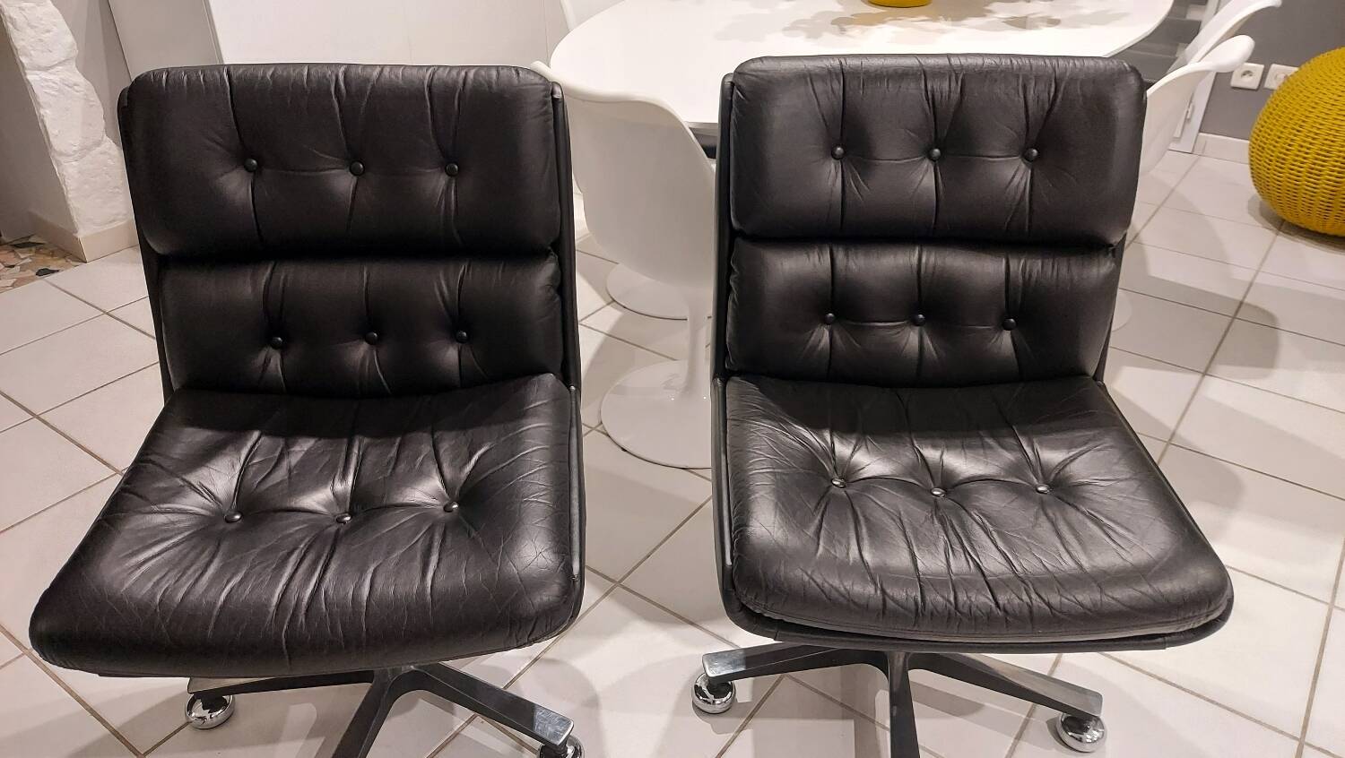 Pair of vintage Italian design leather office armchairs 1980