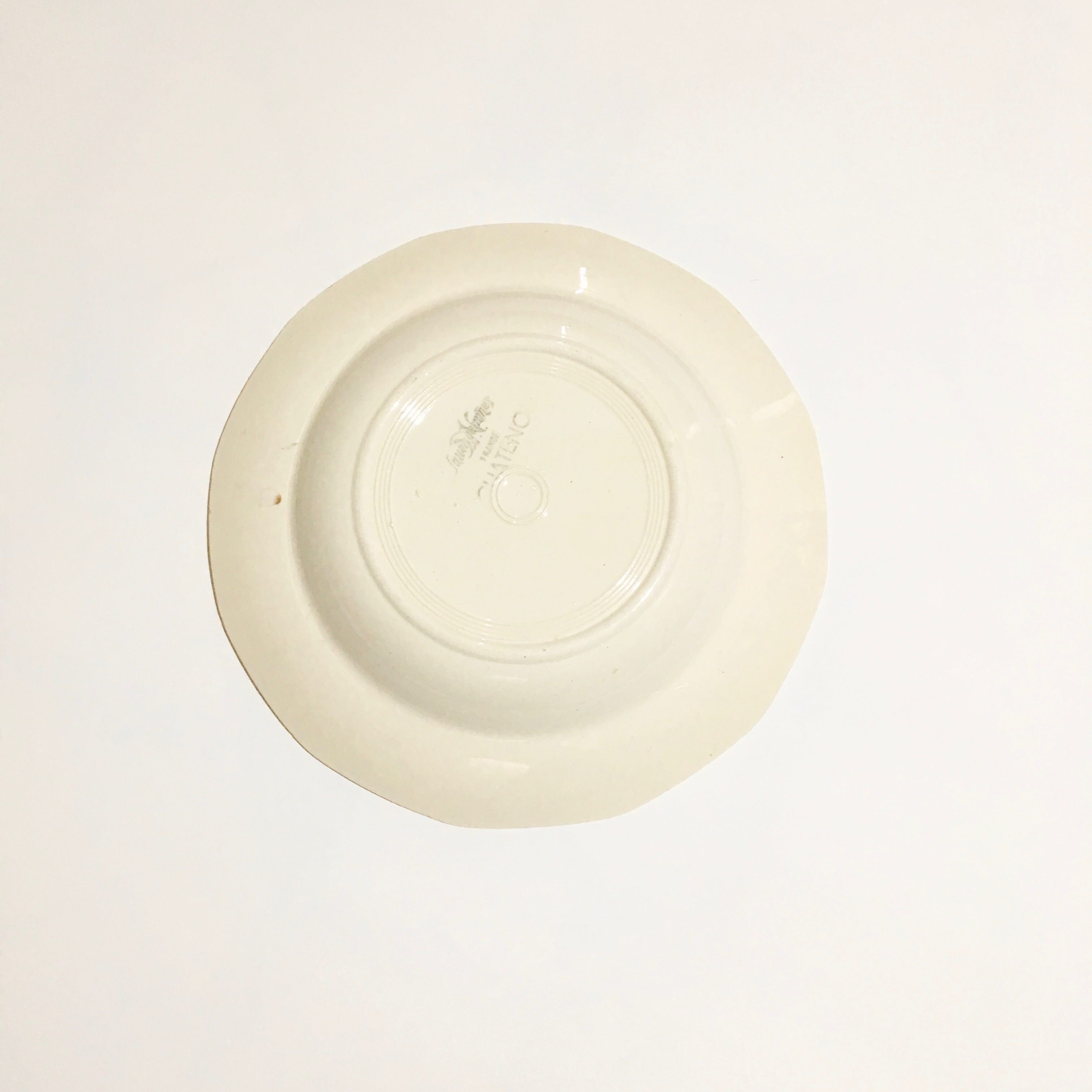 Hollow floral pattern plates