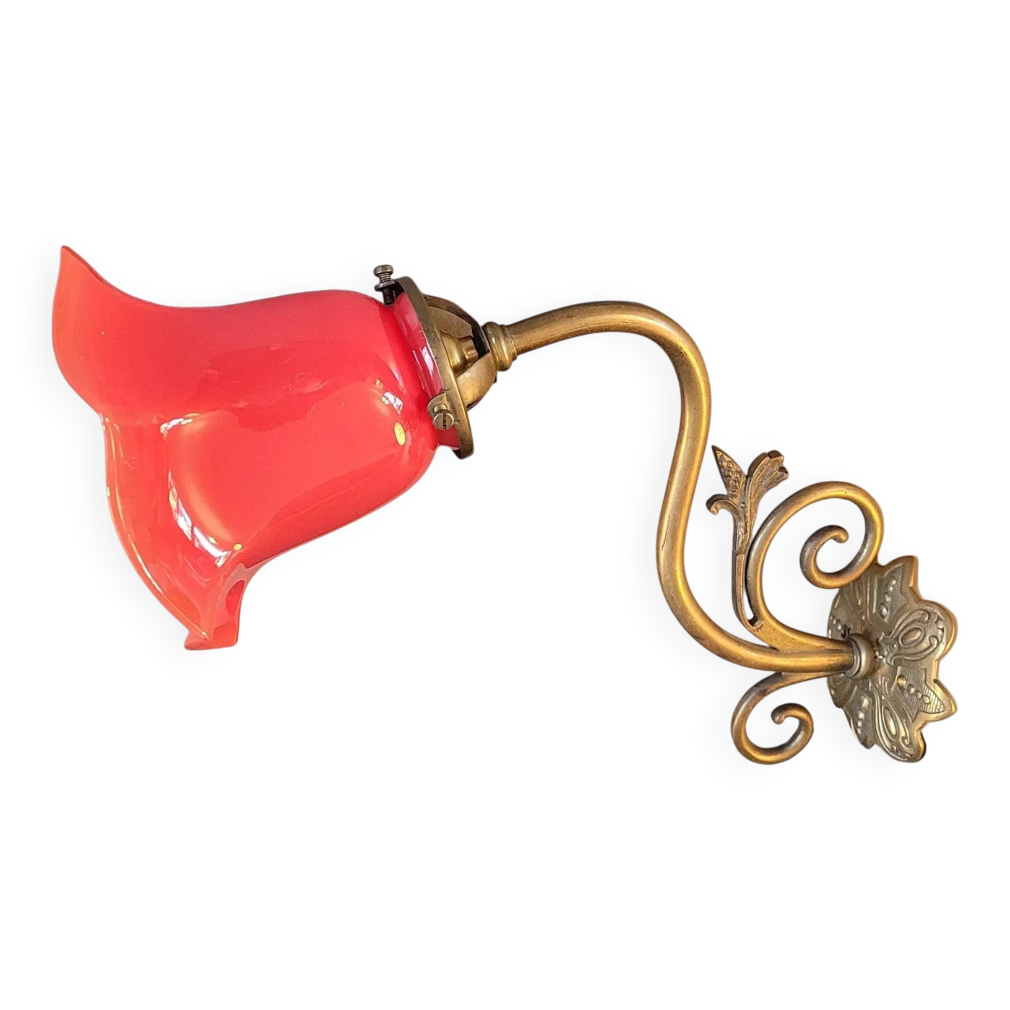 Tulip wall light in brass and red glass