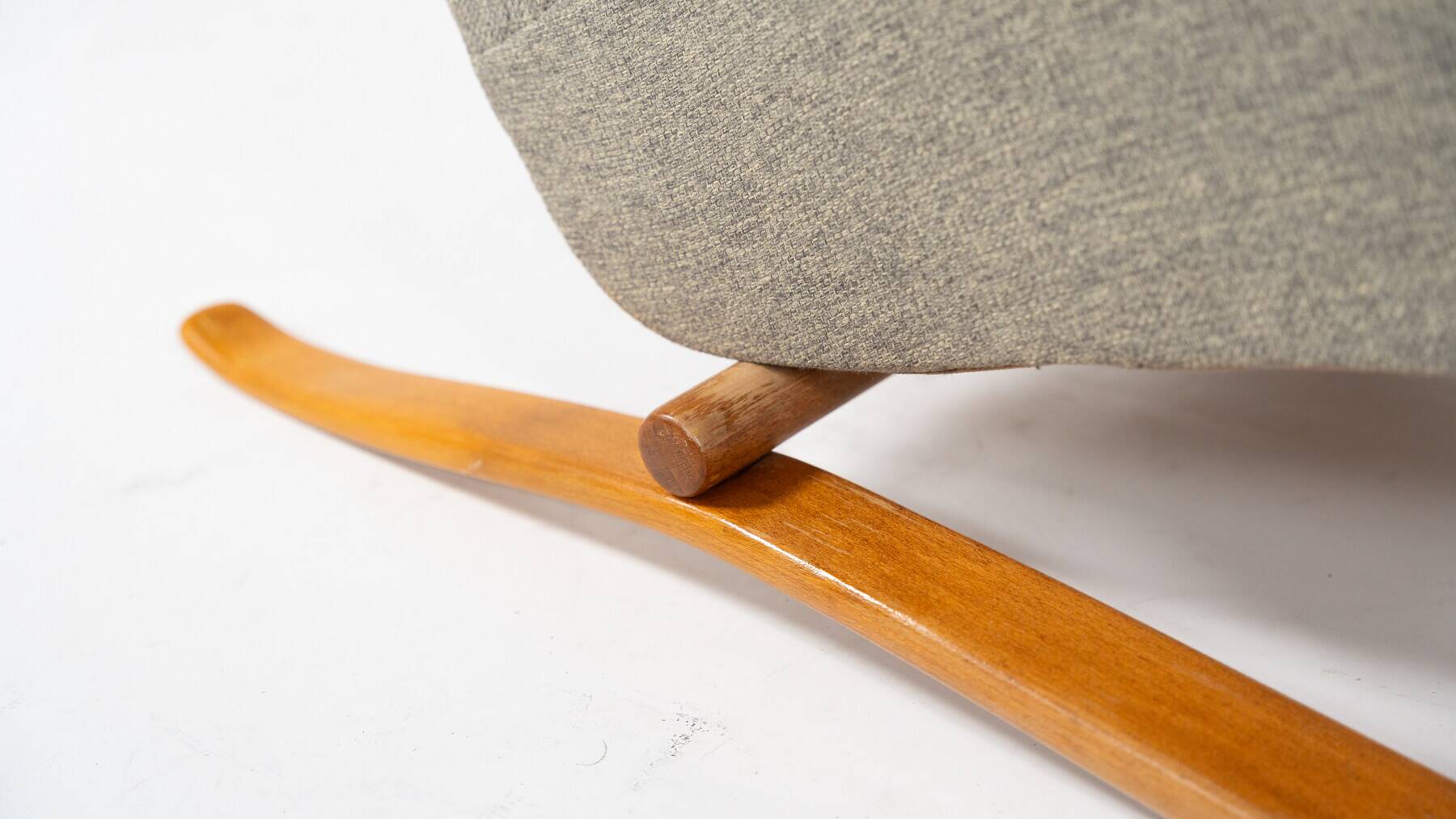 Pair of Bentwood Armchairs by Jindrich Halabala H269, Czech Republic, 1940s