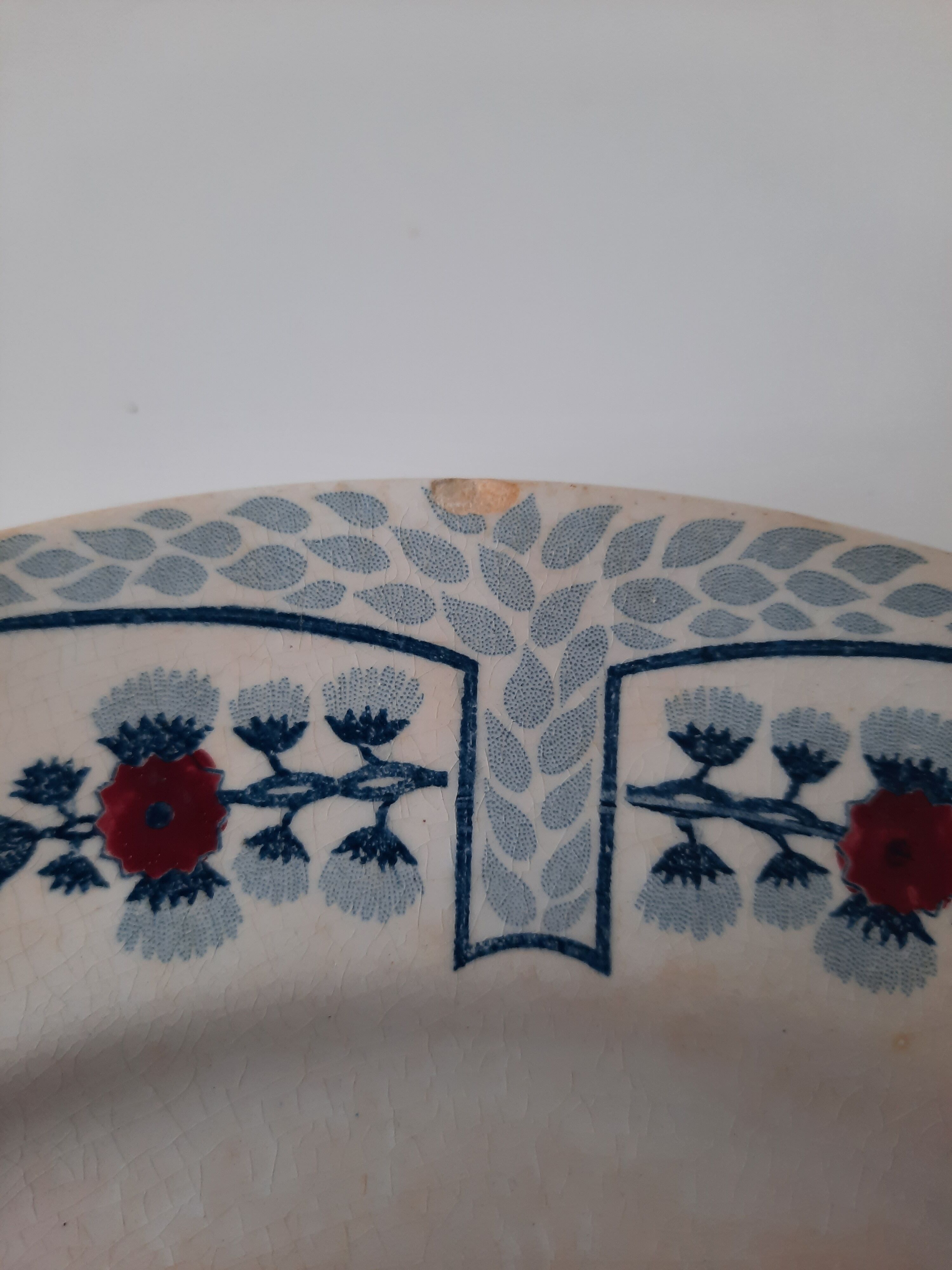 Flat old plate, Faïence Creil and Montereau, Toledo model