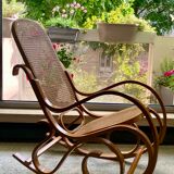 Rocking chair en rotin
