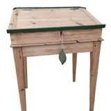 Writing desk