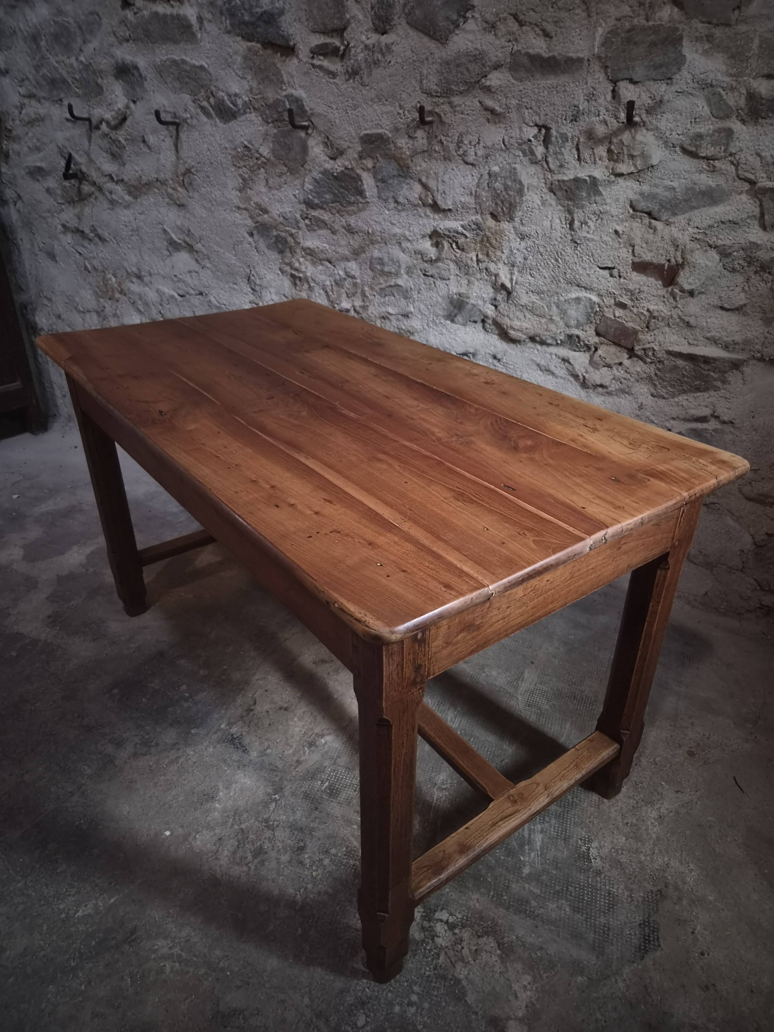 Old farmhouse table in French cherry wood | Auvergne | Circa 1750–1800