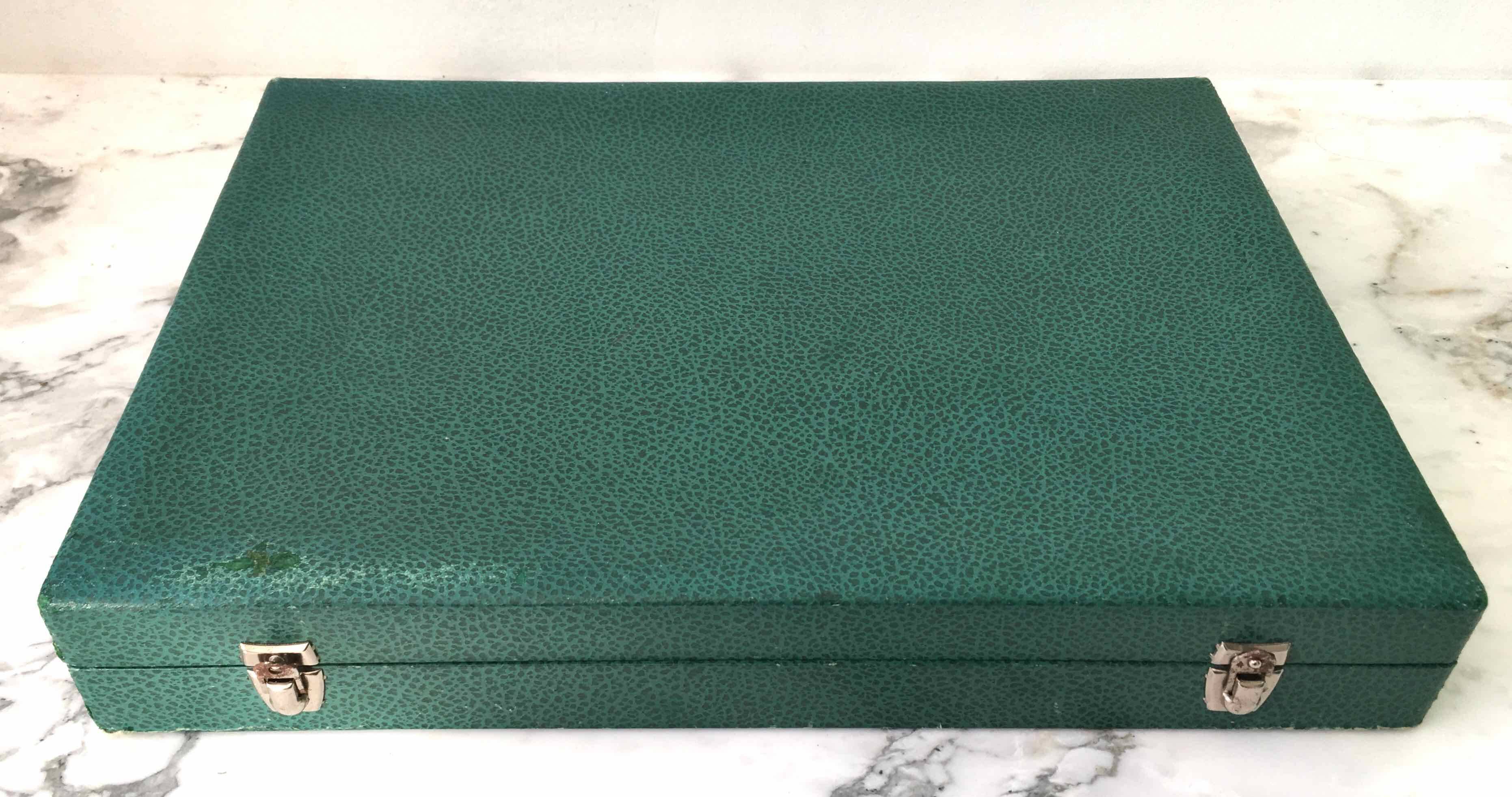 Cutlery set 37 place settings Goldsmith ATD silver metal