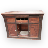 Art Deco restaurant counter