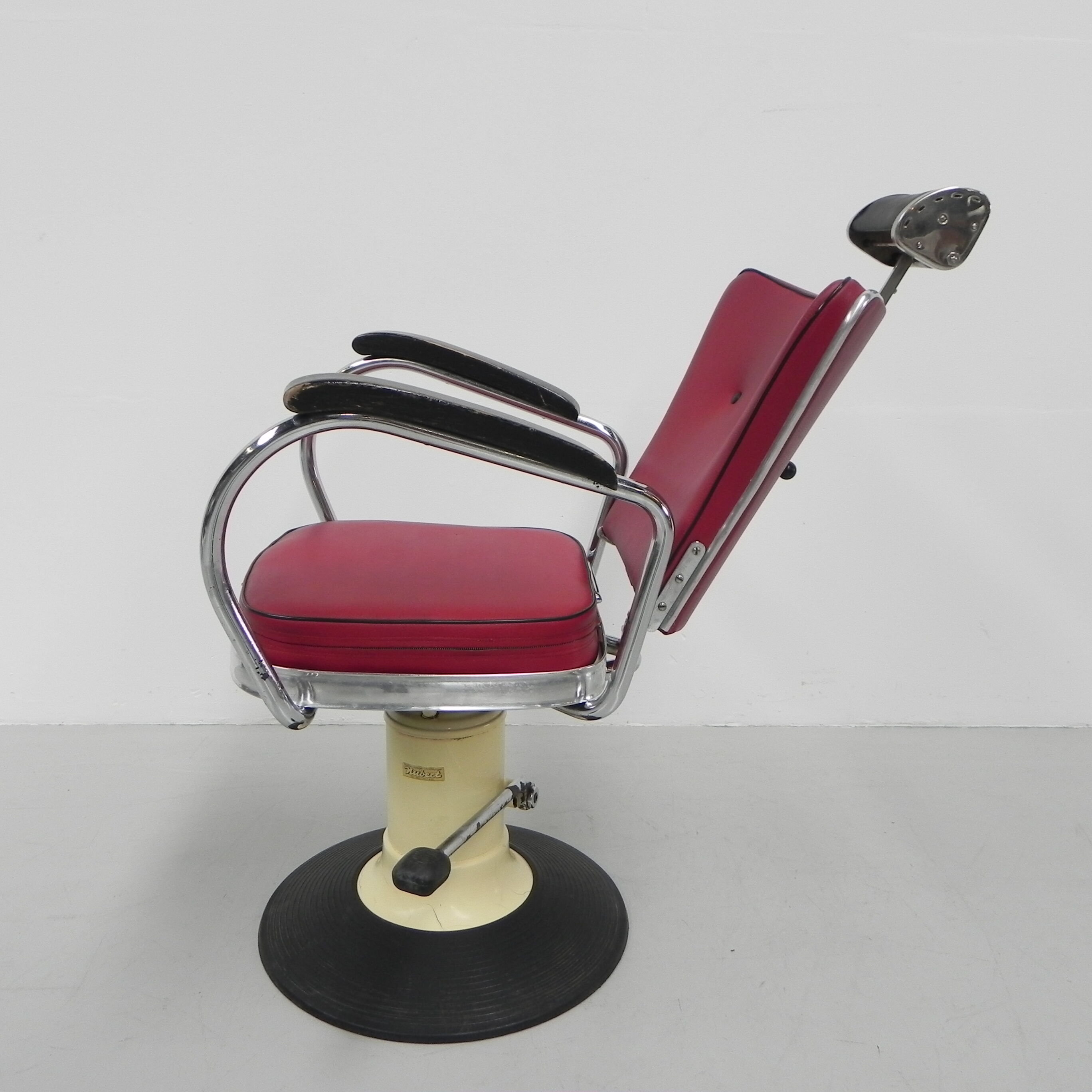 Vintage barber chair, barber chair Nubert