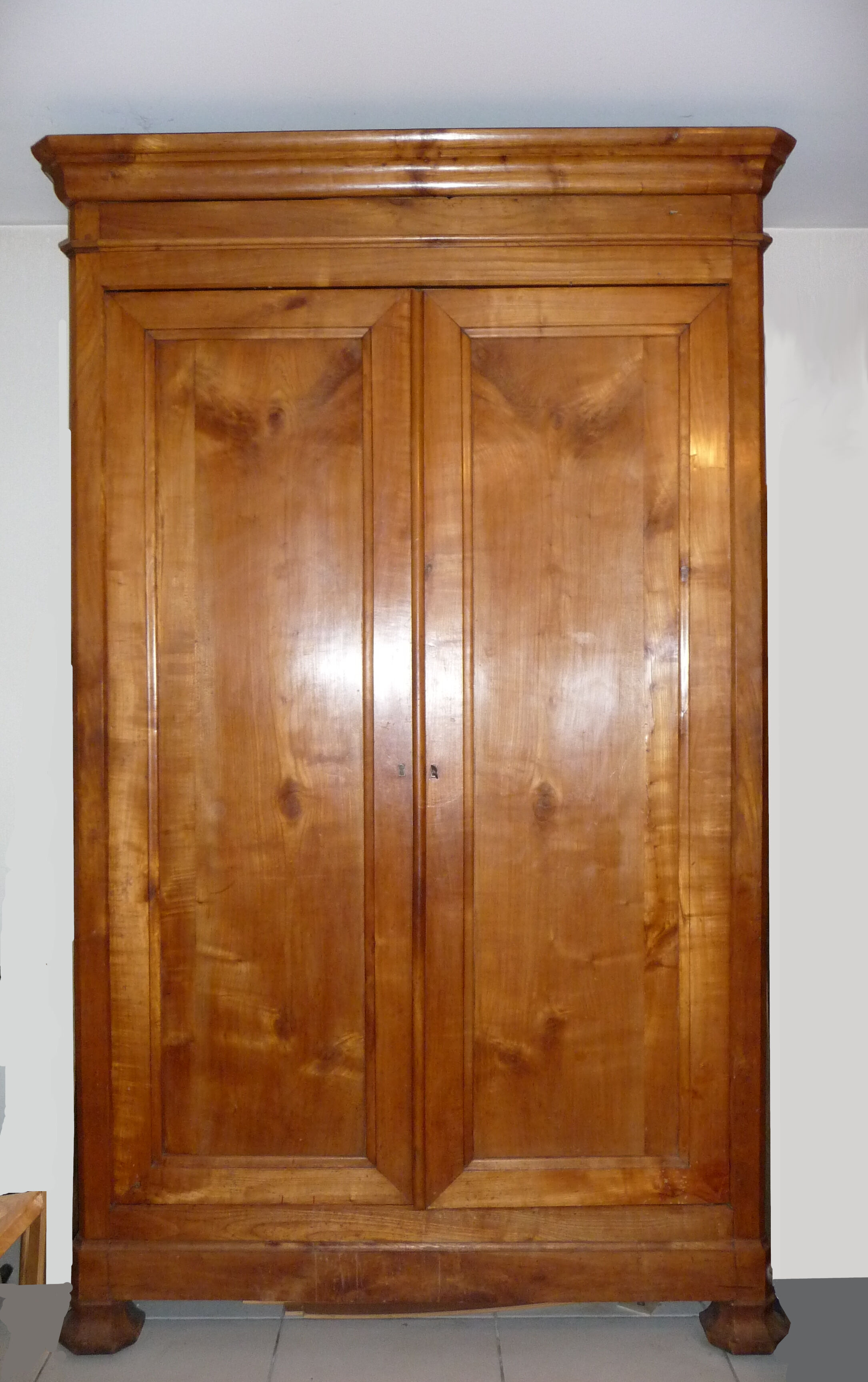Armoire ancienne style Louis Philippe