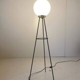 lampadaire vintage avec structure tripode Italie