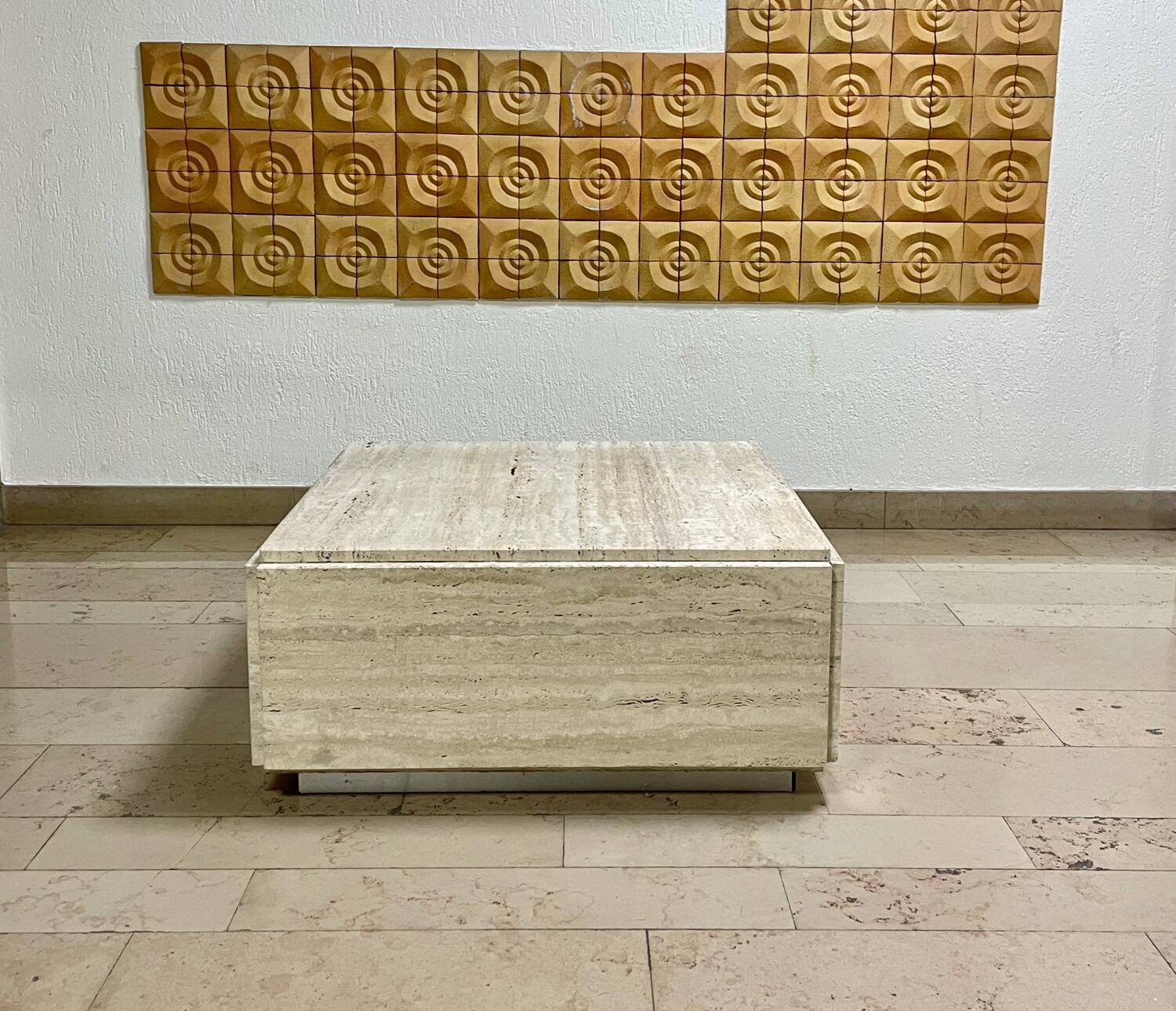 Square travertine coffee table - 1980s